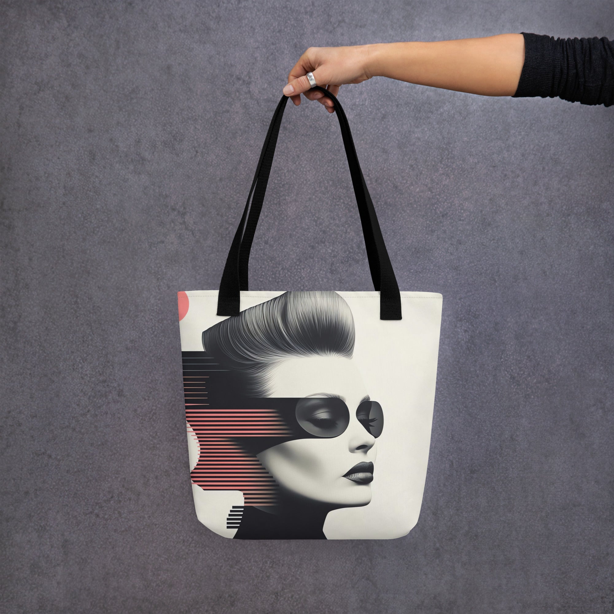 THE TOTE BAG