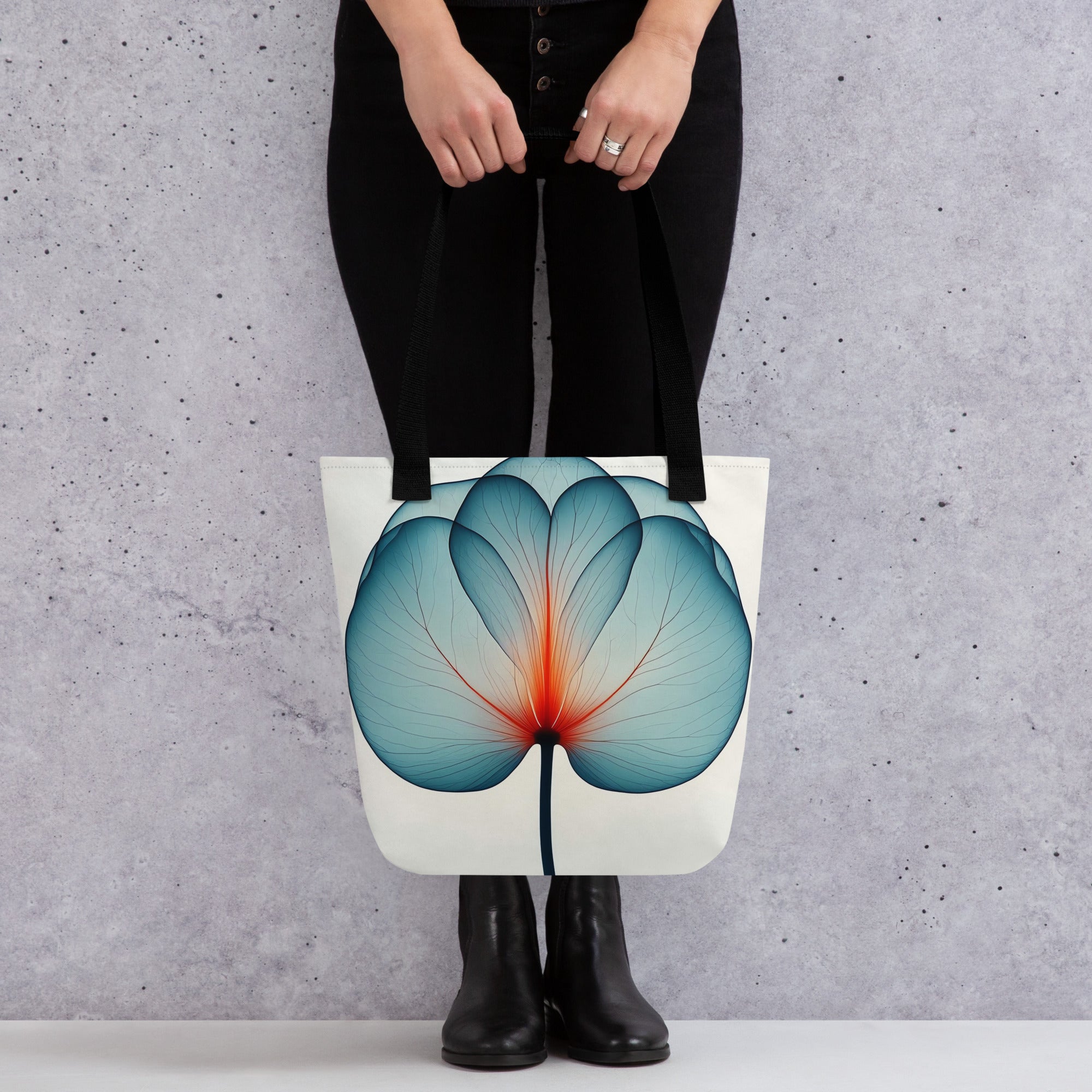 THE TOTE BAG