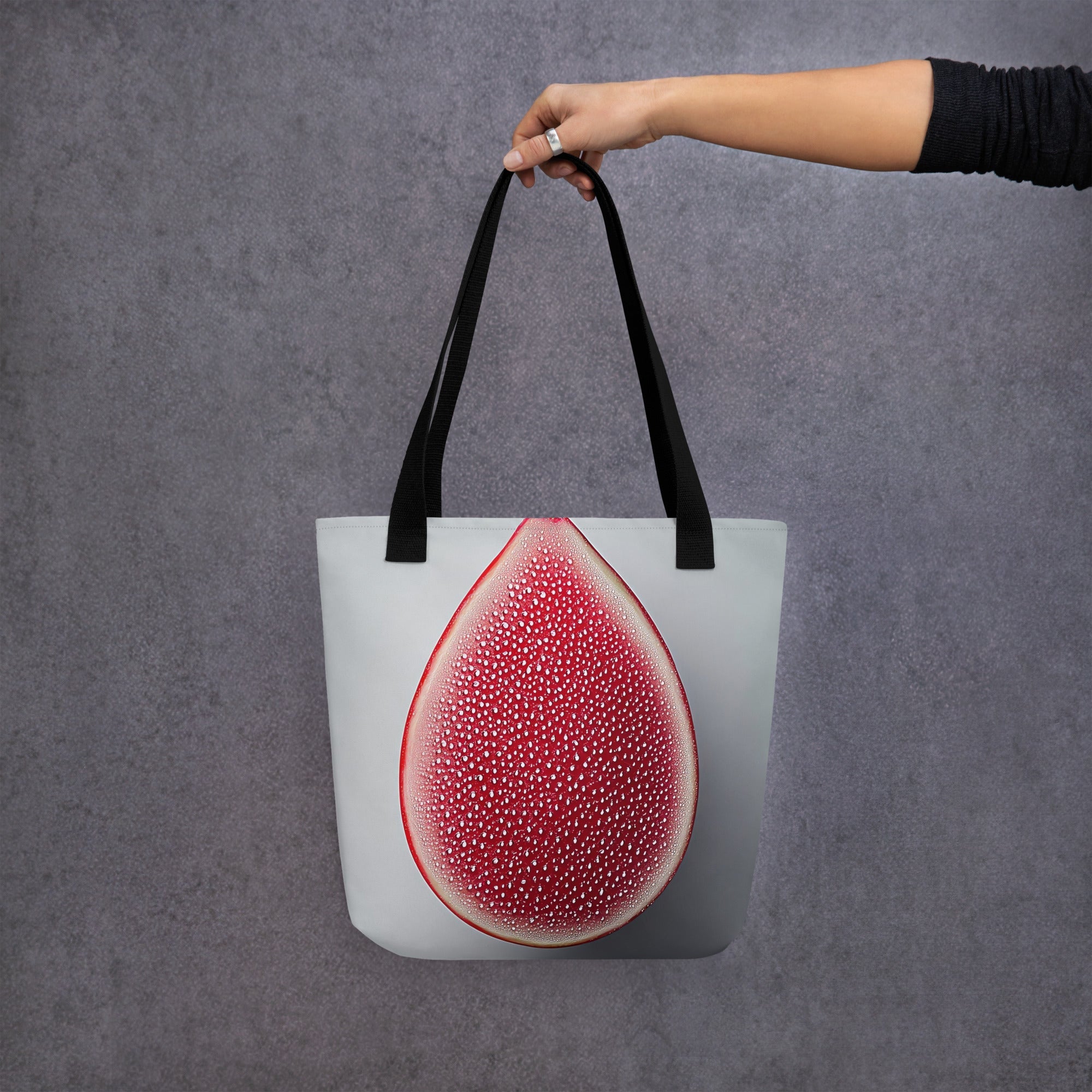 THE TOTE BAG