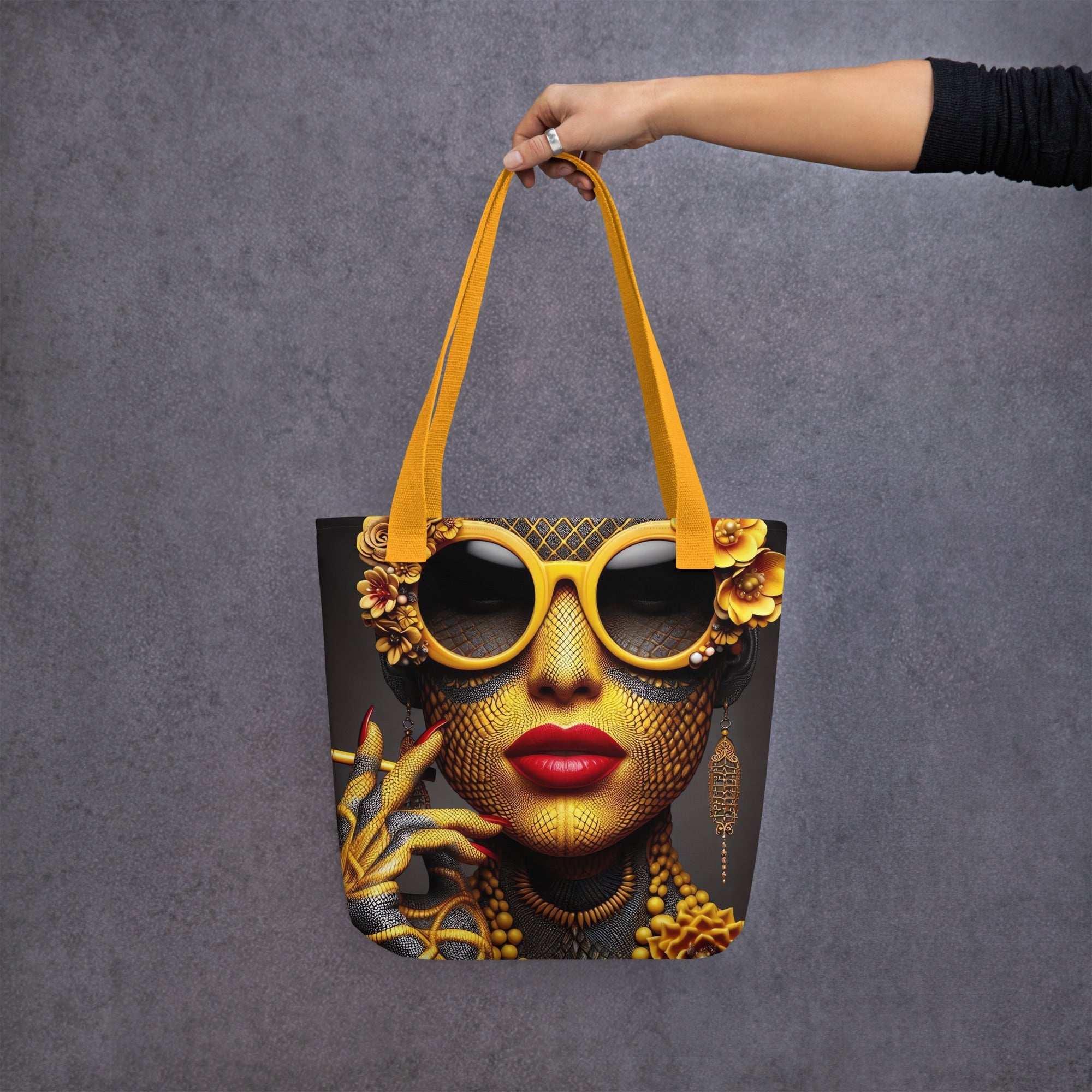 THE TOTE BAG