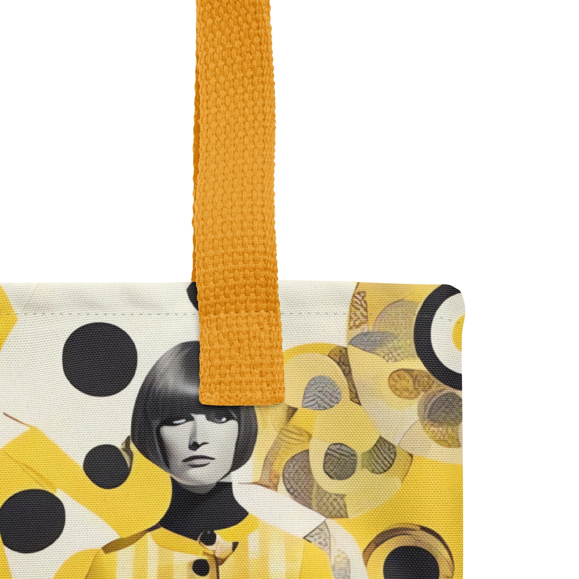 THE TOTE BAG
